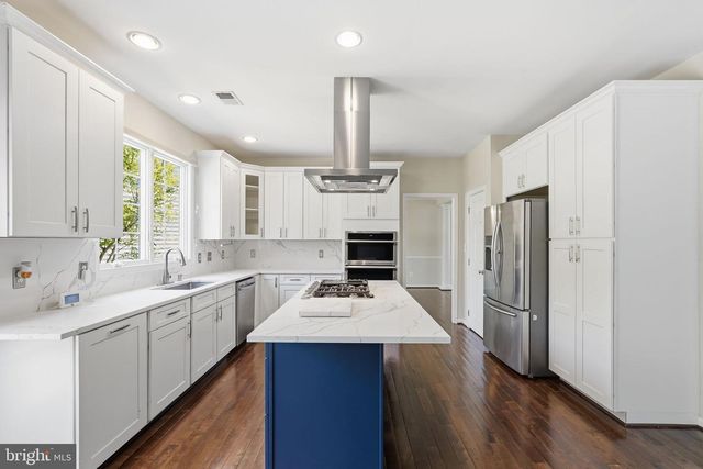 20638 PINEY BRANCH WAY, Sterling, VA 20165