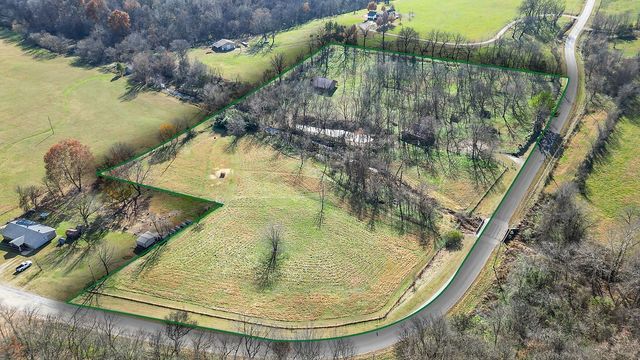 17415 Kinion Lake Road, Lincoln, AR 72744