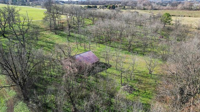 17415 Kinion Lake Road, Lincoln, AR 72744