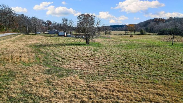 17415 Kinion Lake Road, Lincoln, AR 72744