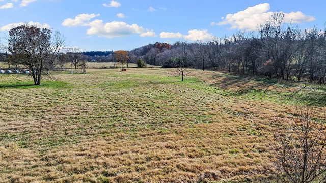 17415 Kinion Lake Road, Lincoln, AR 72744