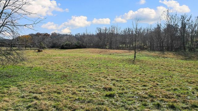 17415 Kinion Lake Road, Lincoln, AR 72744