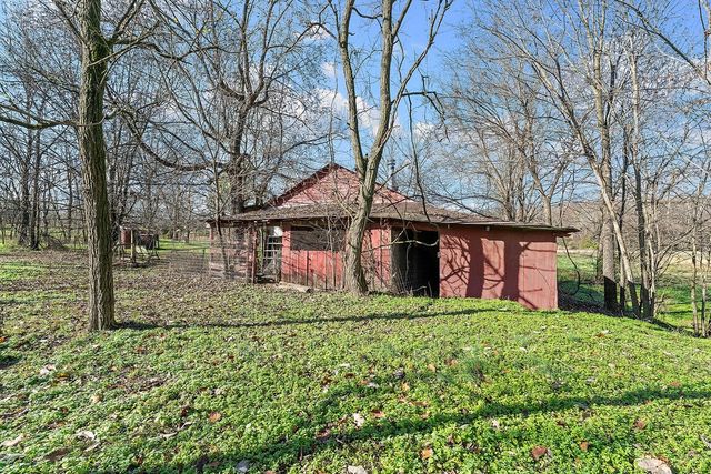 17415 Kinion Lake Road, Lincoln, AR 72744