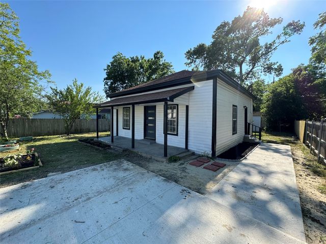 309 S Louisiana Street, Celina, TX 75009