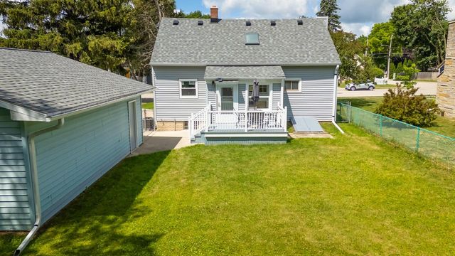1006 13th AVENUE, Grafton, WI 53024
