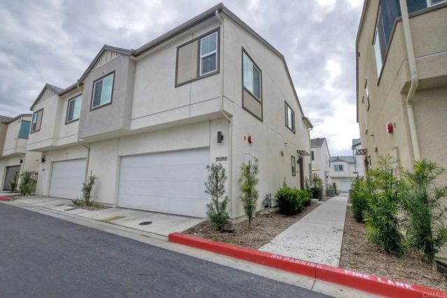 35265 Blossom Place, Fallbrook, CA 92028