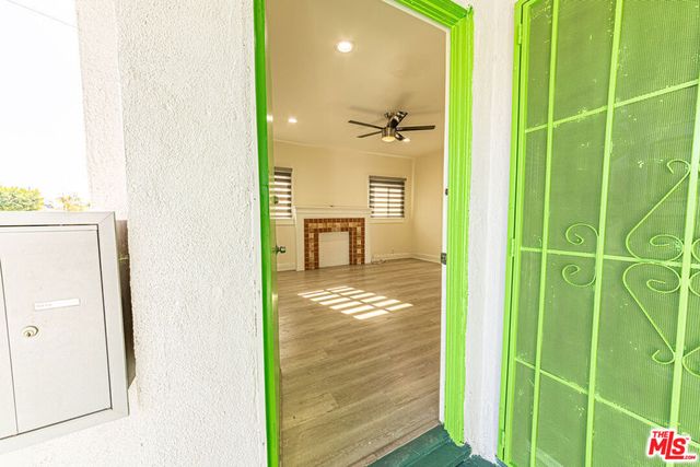 801 N Alexandria Avenue, Los Angeles, CA 90029