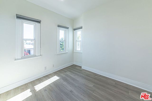 801 N Alexandria Avenue, Los Angeles, CA 90029