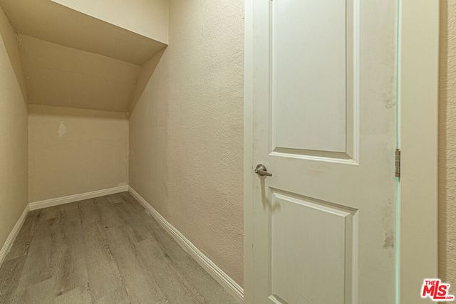 801 N Alexandria Avenue, Los Angeles, CA 90029