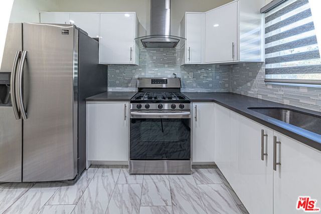 801 N Alexandria Avenue, Los Angeles, CA 90029