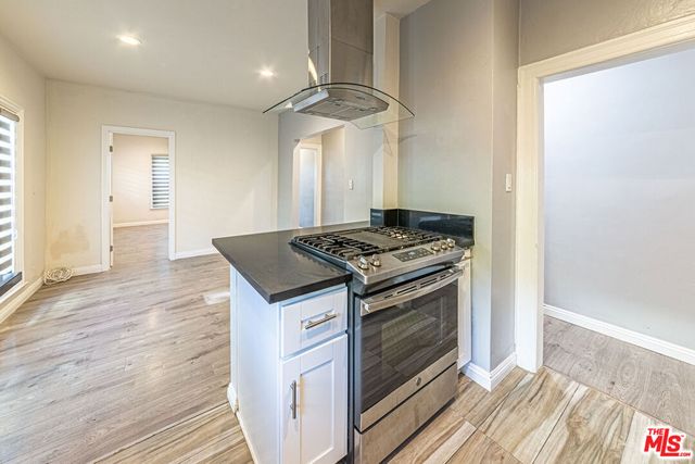 801 N Alexandria Avenue, Los Angeles, CA 90029