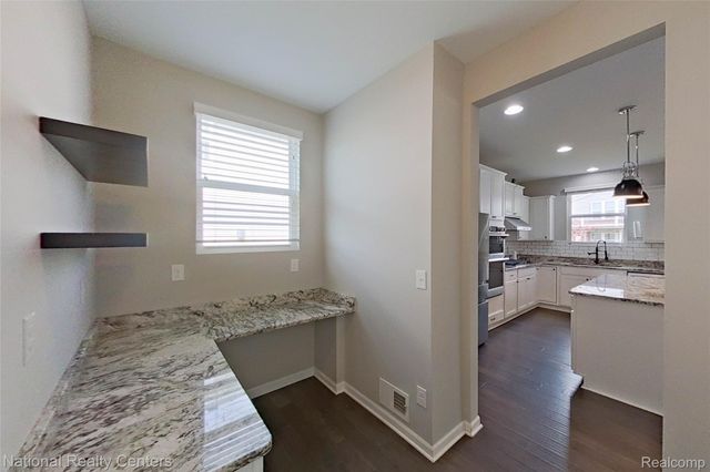 58180 Jonagold Lane, Lyon Charter Township, MI 48165
