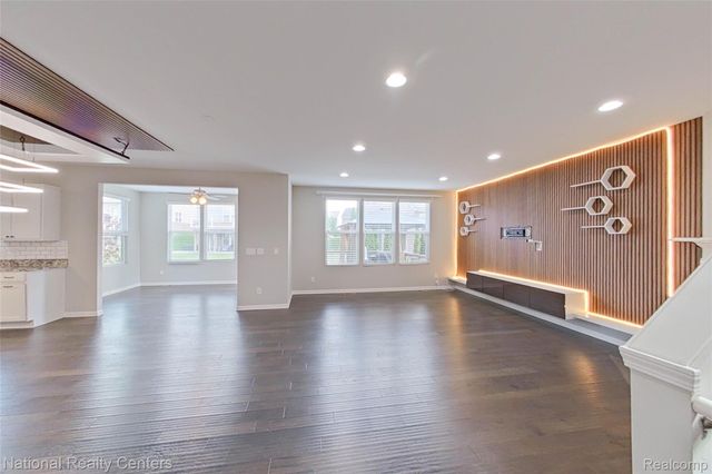 58180 Jonagold Lane, Lyon Charter Township, MI 48165