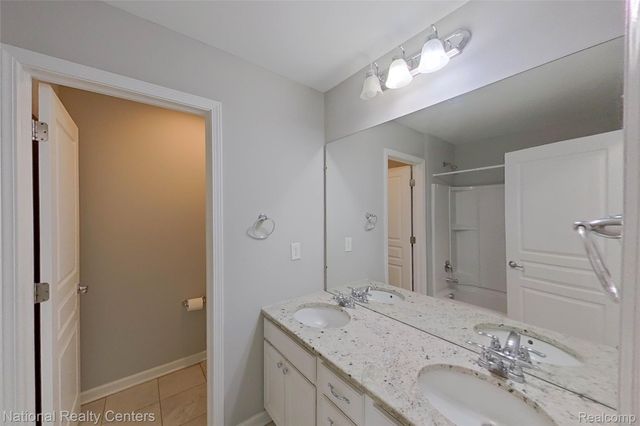 58180 Jonagold Lane, Lyon Charter Township, MI 48165