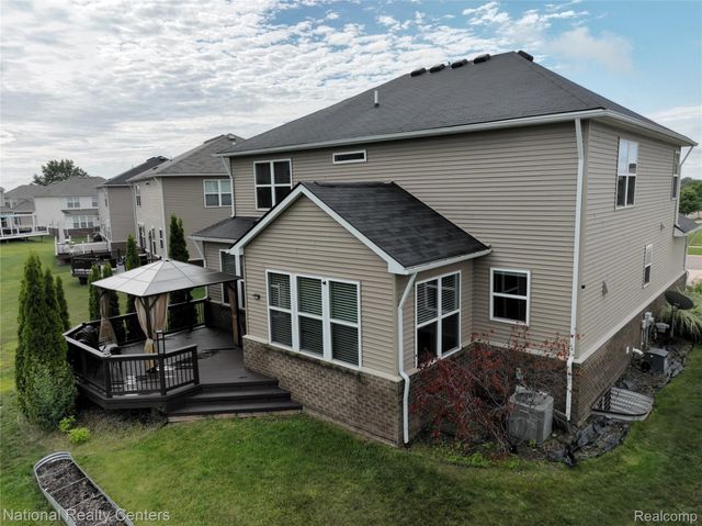 58180 Jonagold Lane, Lyon Charter Township, MI 48165
