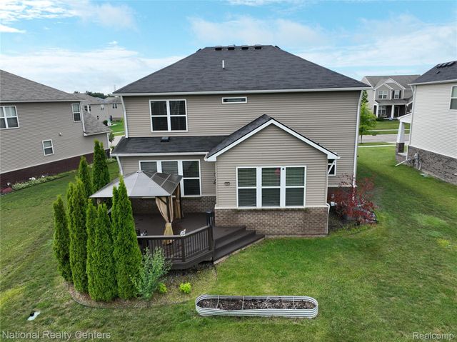 58180 Jonagold Lane, Lyon Charter Township, MI 48165