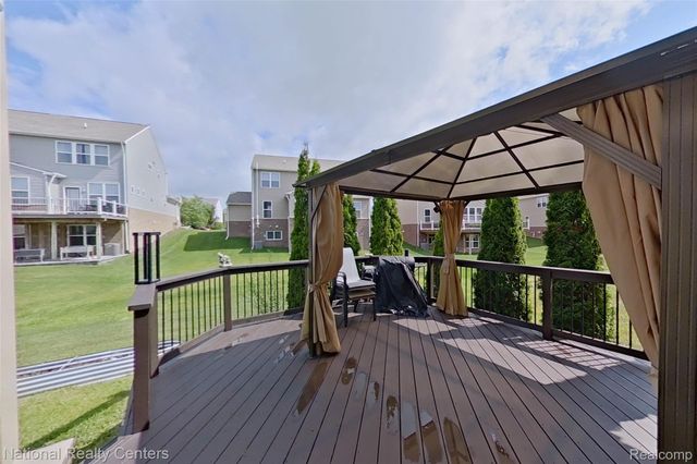 58180 Jonagold Lane, Lyon Charter Township, MI 48165