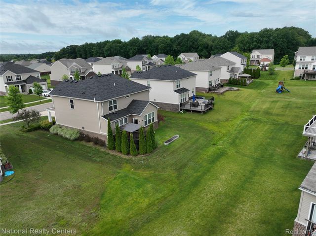 58180 Jonagold Lane, Lyon Charter Township, MI 48165