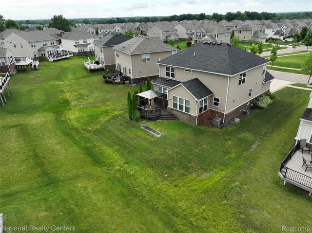 58180 Jonagold Lane, Lyon Charter Township, MI 48165
