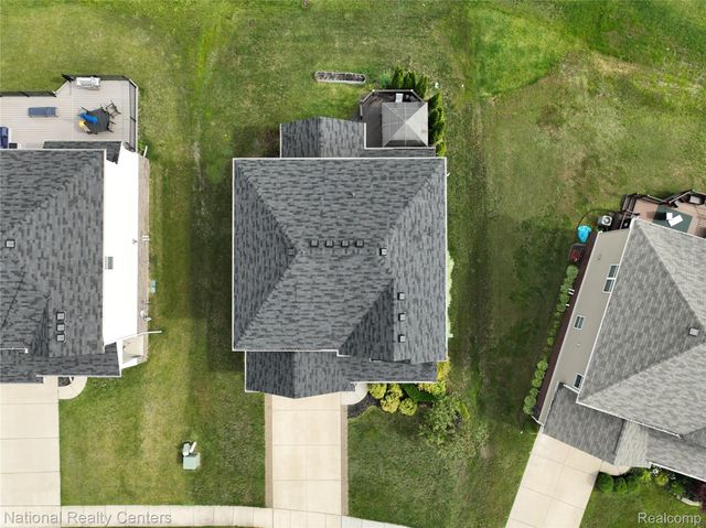 58180 Jonagold Lane, Lyon Charter Township, MI 48165