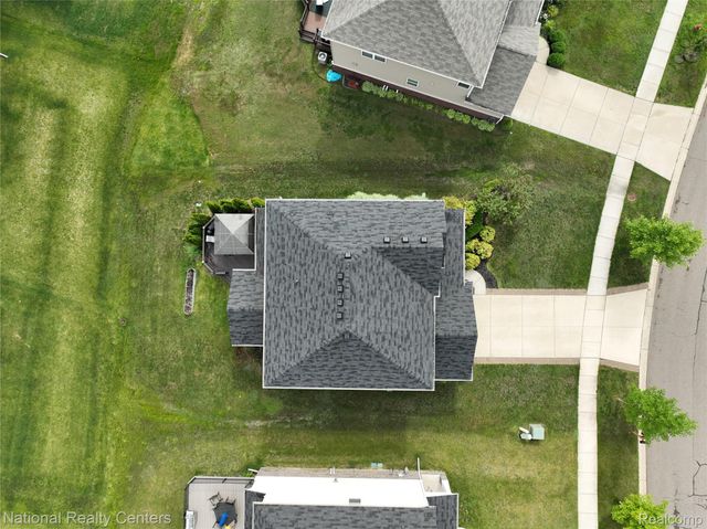 58180 Jonagold Lane, Lyon Charter Township, MI 48165