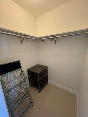 400 Leslie Dr 602, Hallandale Beach, FL 33009