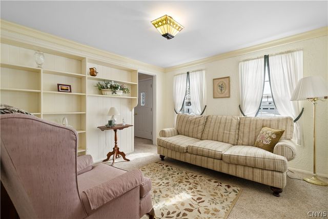 34 Cambridge Road, Whitestown, NY 13492