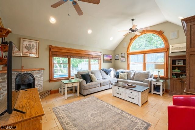 137 Reservoir Ave, Randolph Twp., NJ 07869
