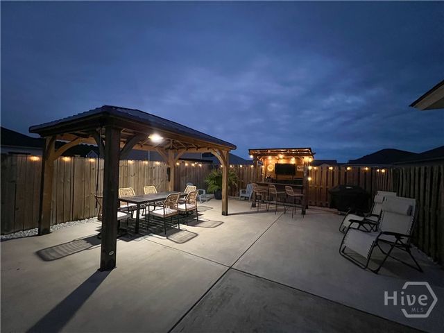 30 Blue Oak Drive, Richmond Hill, GA 31324