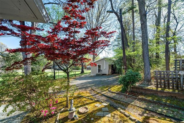 936 Chester Circle Hopkins, Pendleton, SC 29670