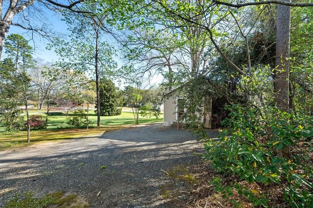 936 Chester Circle Hopkins, Pendleton, SC 29670