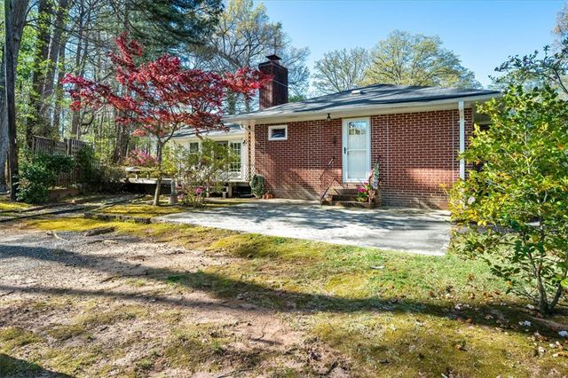 936 Chester Circle Hopkins, Pendleton, SC 29670