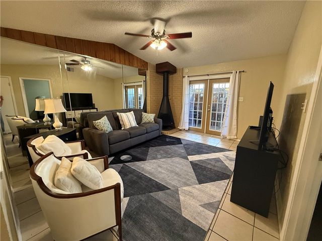 7201 Sparkle Sea Dr, Corpus Christi, TX 78412