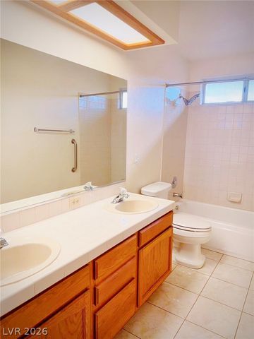 8405 Justine Court, Las Vegas, NV 89128