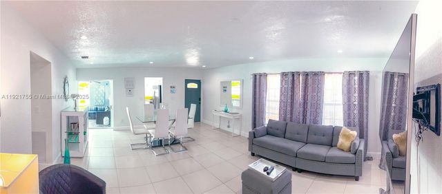 4420 NW 30th Ct, Lauderdale Lakes, FL 33313