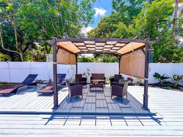 4420 NW 30th Ct, Lauderdale Lakes, FL 33313