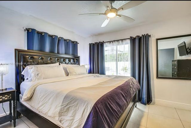 4420 NW 30th Ct, Lauderdale Lakes, FL 33313