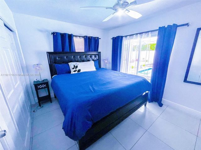 4420 NW 30th Ct, Lauderdale Lakes, FL 33313