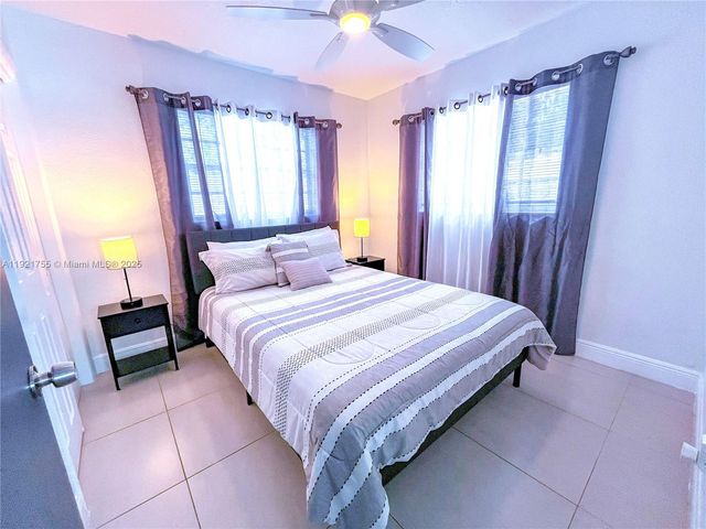 4420 NW 30th Ct, Lauderdale Lakes, FL 33313