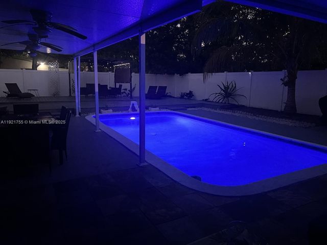 4420 NW 30th Ct, Lauderdale Lakes, FL 33313