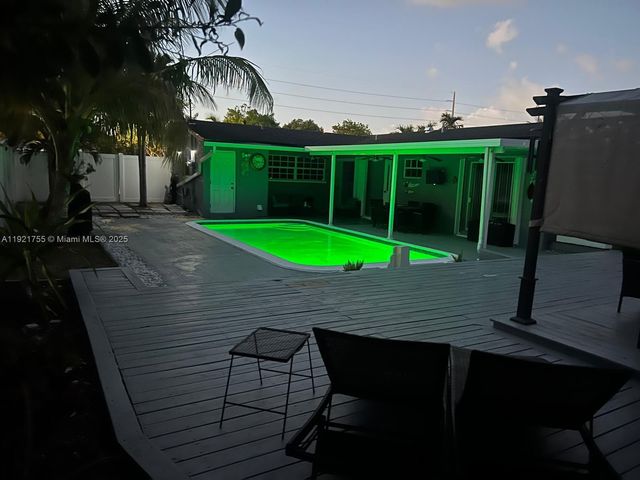 4420 NW 30th Ct, Lauderdale Lakes, FL 33313