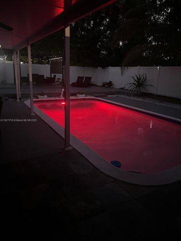 4420 NW 30th Ct, Lauderdale Lakes, FL 33313