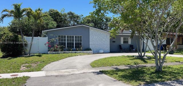 4420 NW 30th Ct, Lauderdale Lakes, FL 33313