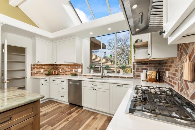 2299 Loch Way, El Dorado Hills, CA 95762