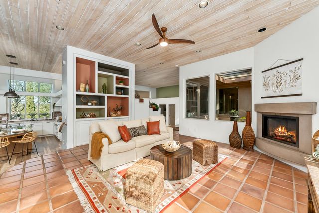 2299 Loch Way, El Dorado Hills, CA 95762