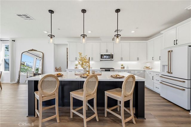 28445 Sunny Ridge Terrace, Castaic, CA 91384