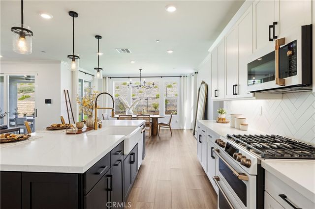 28445 Sunny Ridge Terrace, Castaic, CA 91384