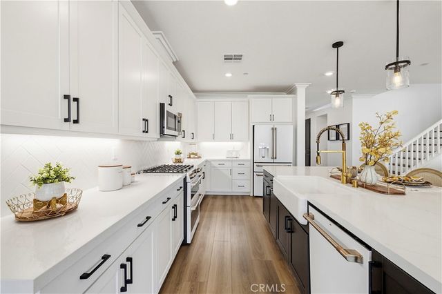 28445 Sunny Ridge Terrace, Castaic, CA 91384