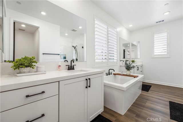 28445 Sunny Ridge Terrace, Castaic, CA 91384