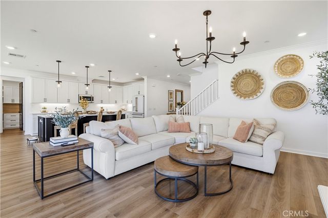 28445 Sunny Ridge Terrace, Castaic, CA 91384